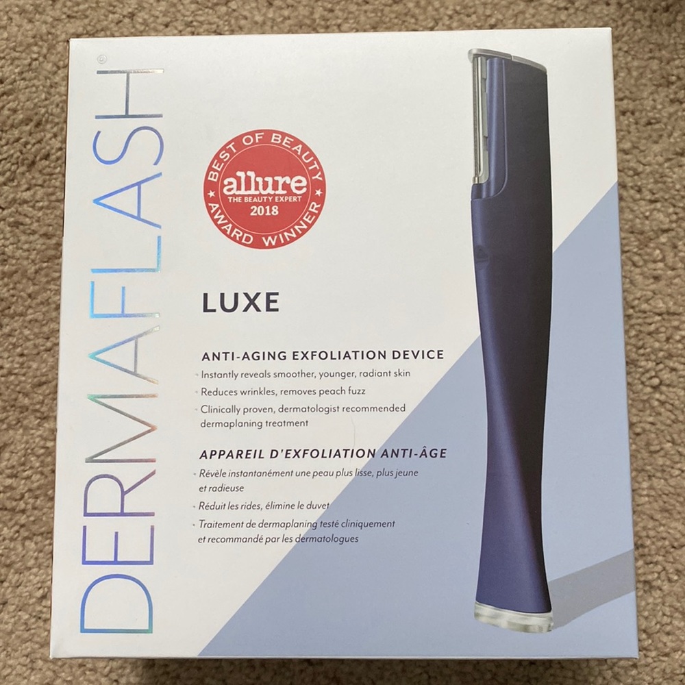 NWT DERMAFLASH Luxe (unopened, still sealed)